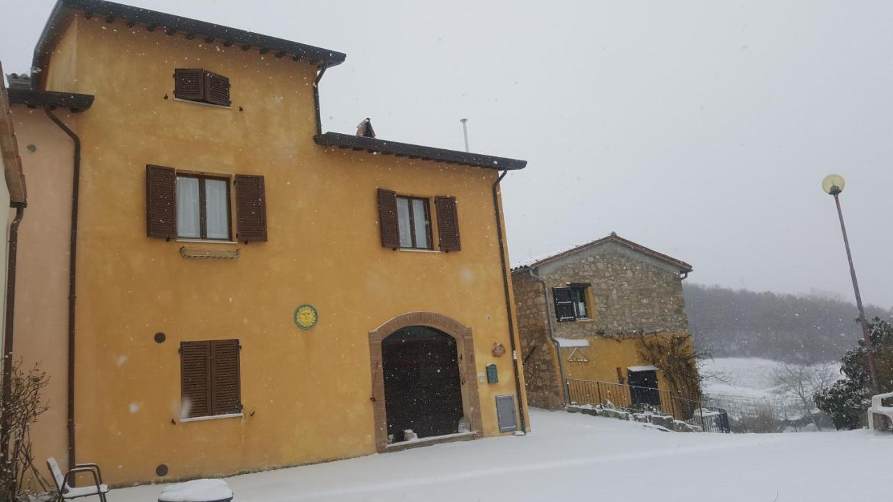 Bed&Breakfast Casa Lisetta Valtopina Esterno foto